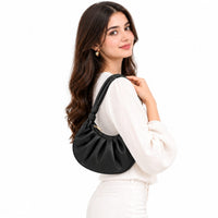 Pleat Black