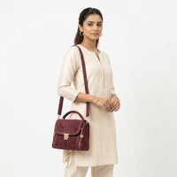 Onyx Crossbody Maroon