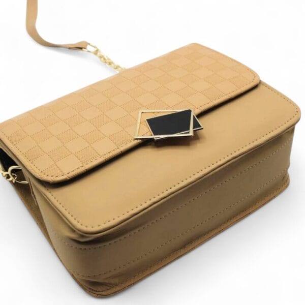 Boxy-Beige-Crossbody-3