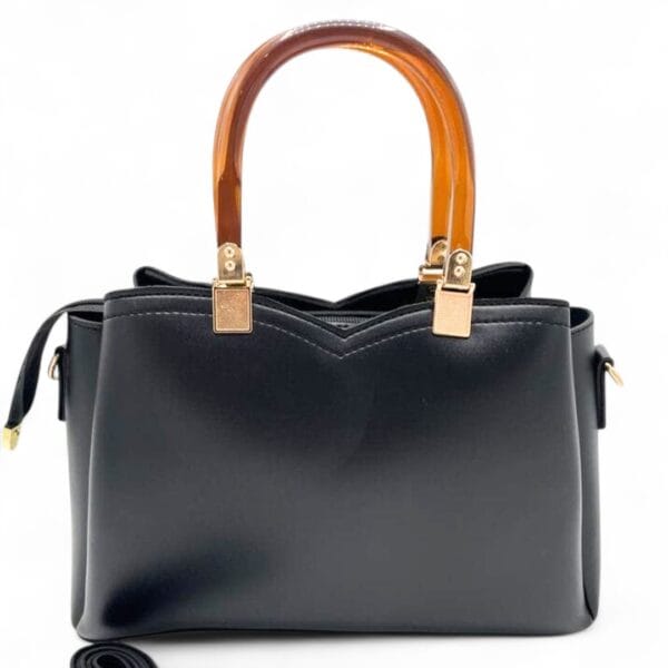 Anna -lack-Handbag-2