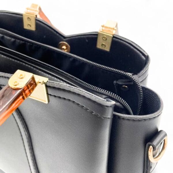 Anna -lack-Handbag-5