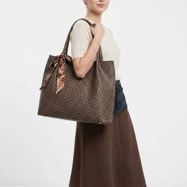 Windy Tote Brown